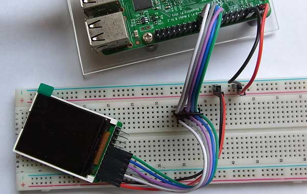 Raspberry PI 3とサインスマート 1.8インチ LCDの接続